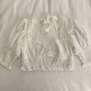 White puff sleeve princess Polly top 2